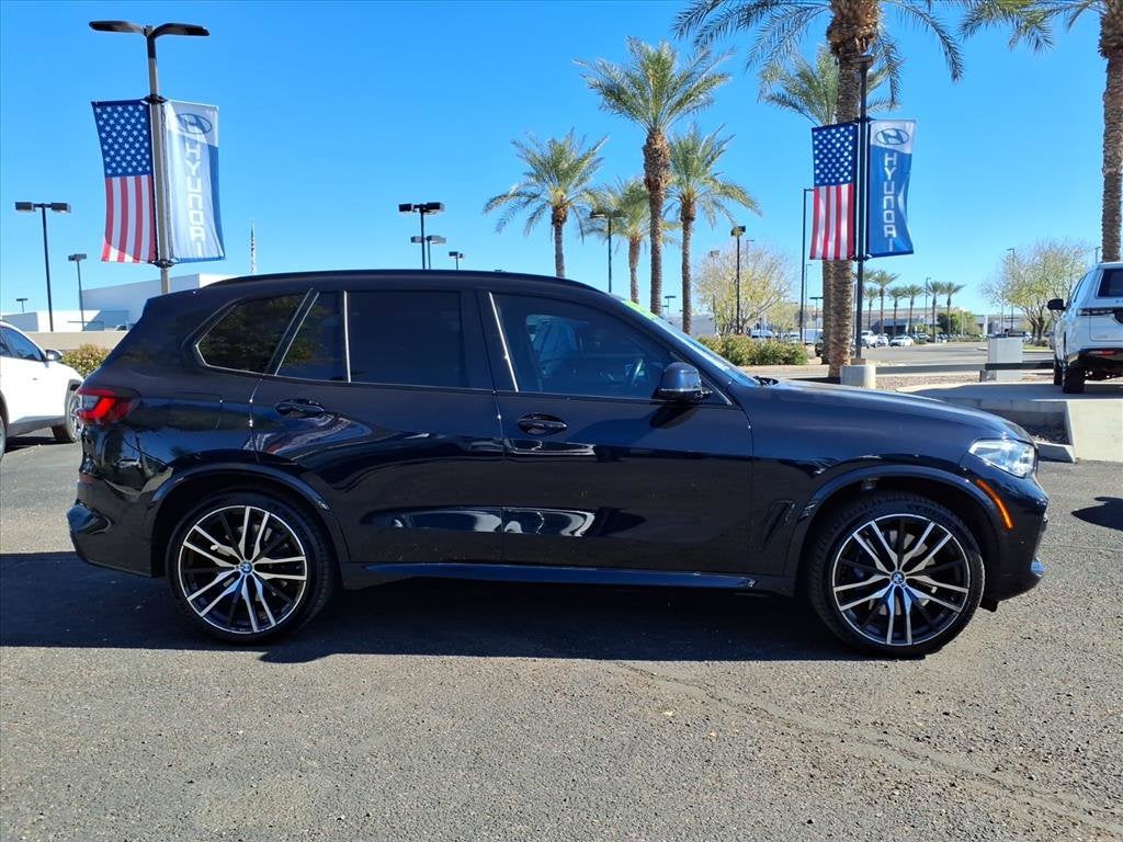 2022 BMW X5 M50i