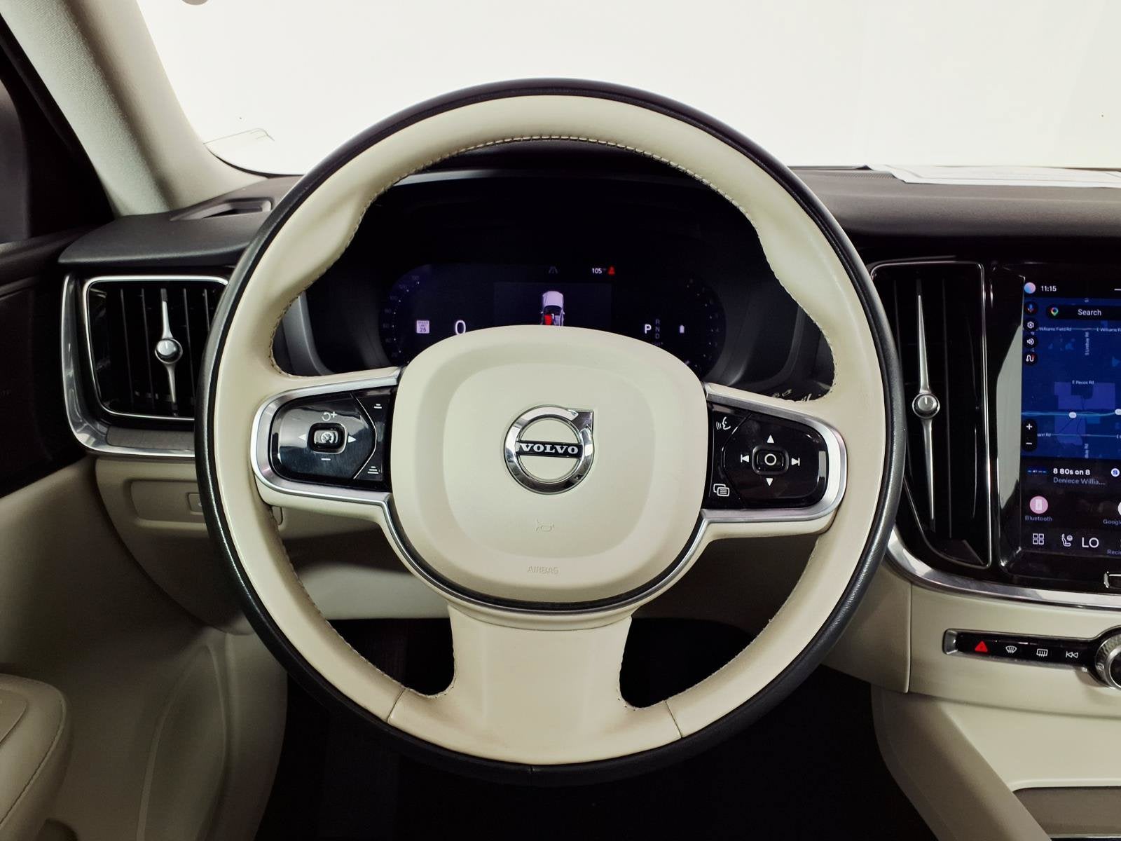 2024 Volvo S60 Plus Dark Theme