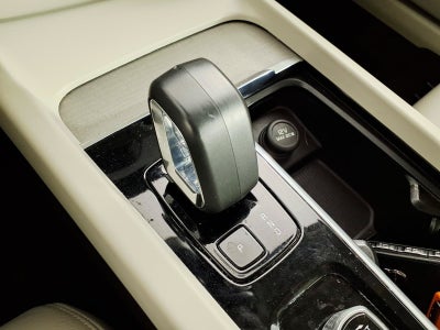 2024 Volvo S60 Plus Dark Theme