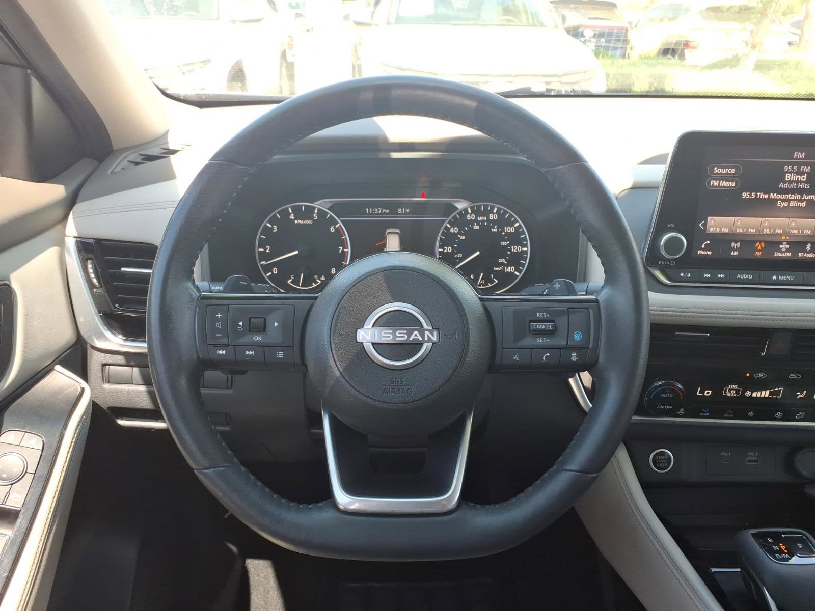 2022 Nissan Rogue SL