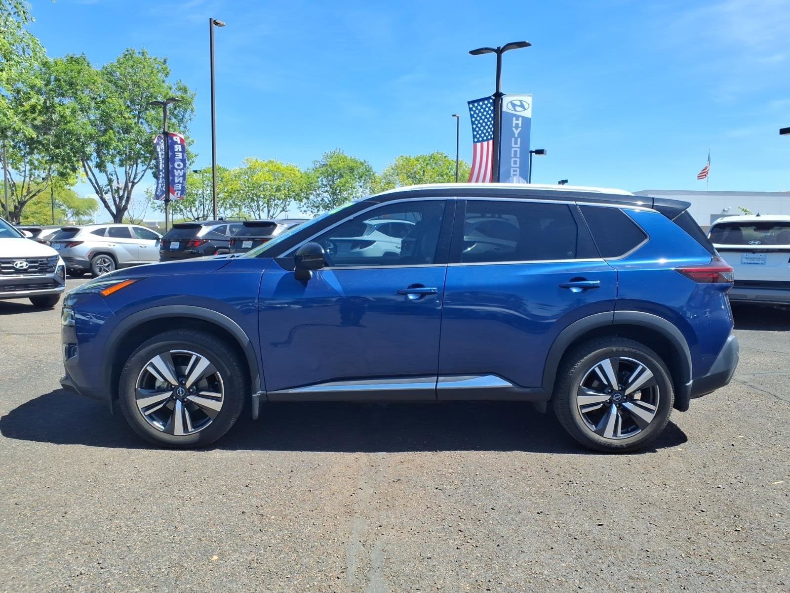 2022 Nissan Rogue SL