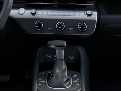 2027 Hyundai KONA SE