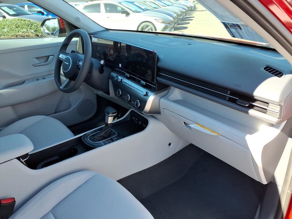 2026 Hyundai KONA SE