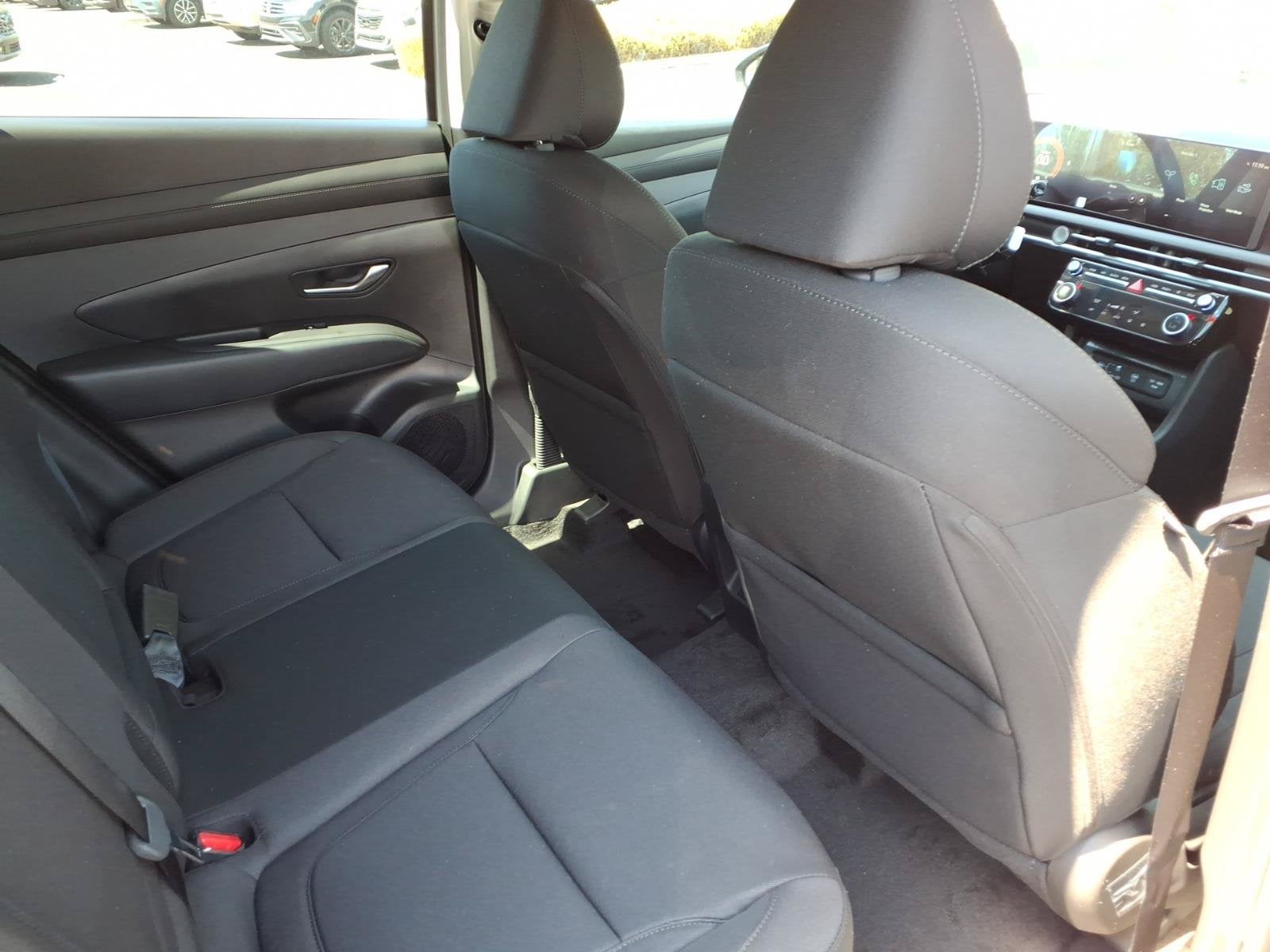 2026 Hyundai TUCSON HYBRID SE