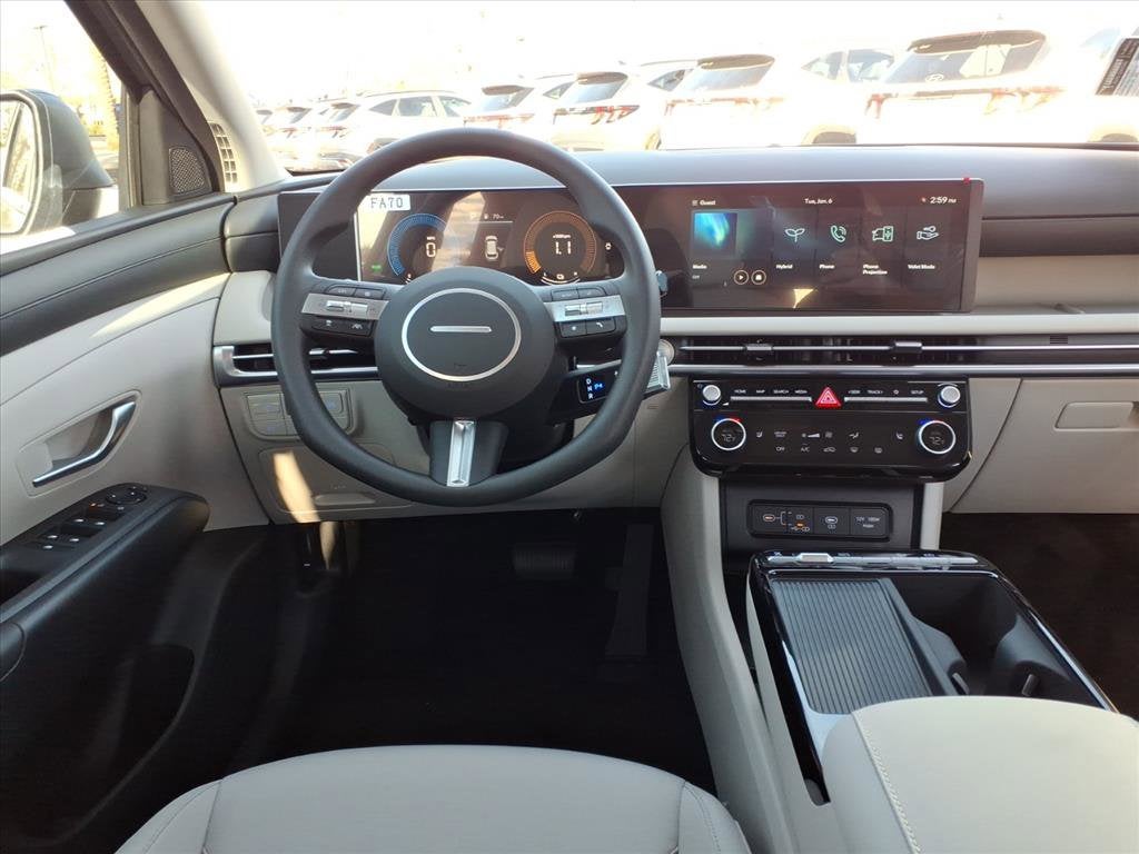 2026 Hyundai TUCSON HYBRID SEL