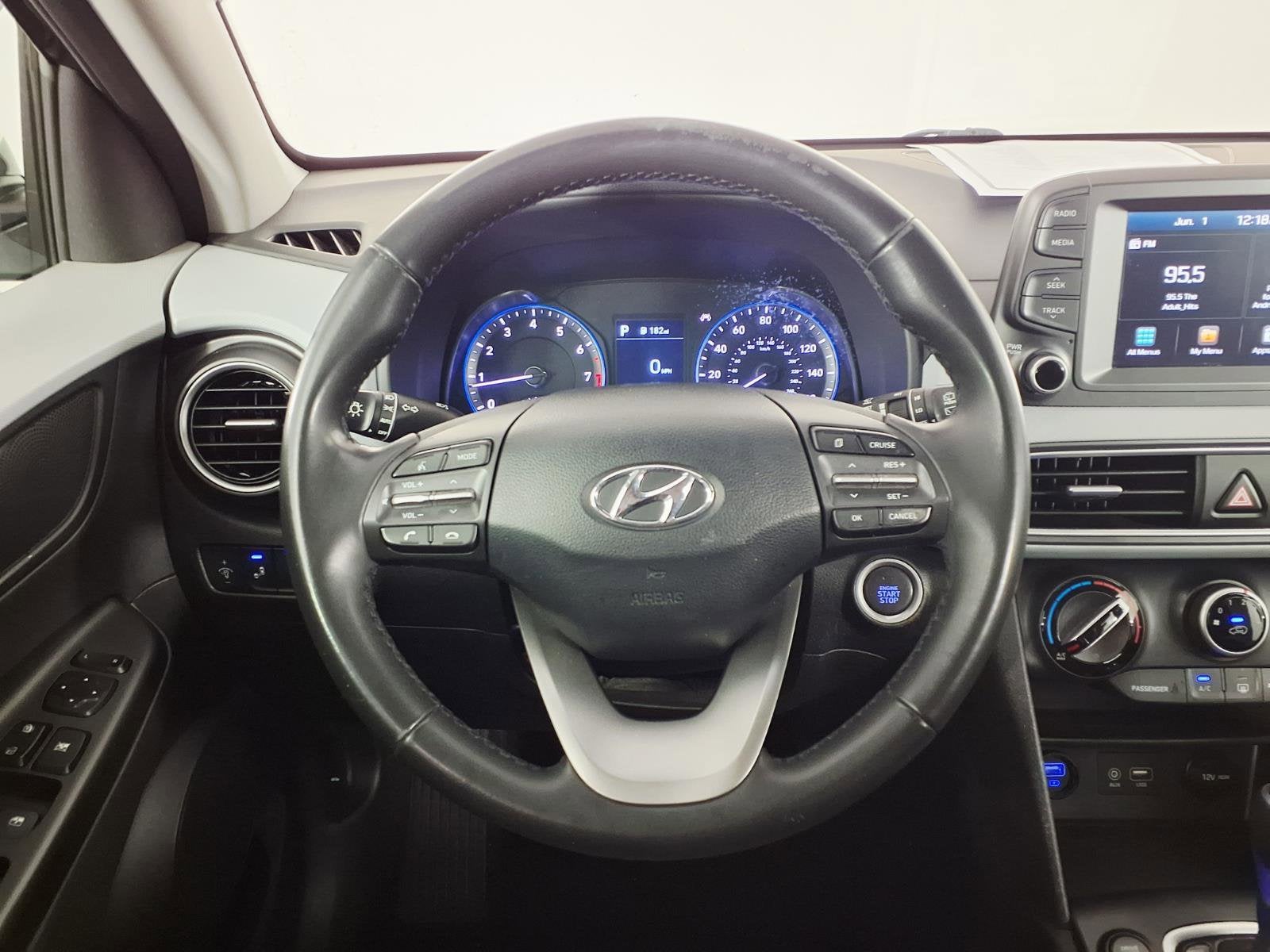 2020 Hyundai KONA SEL