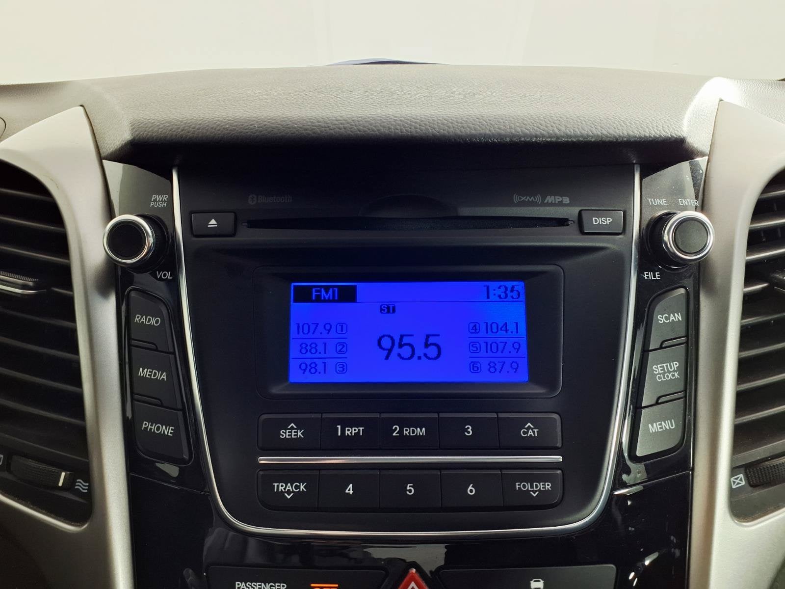 2016 Hyundai ELANTRA GT GT
