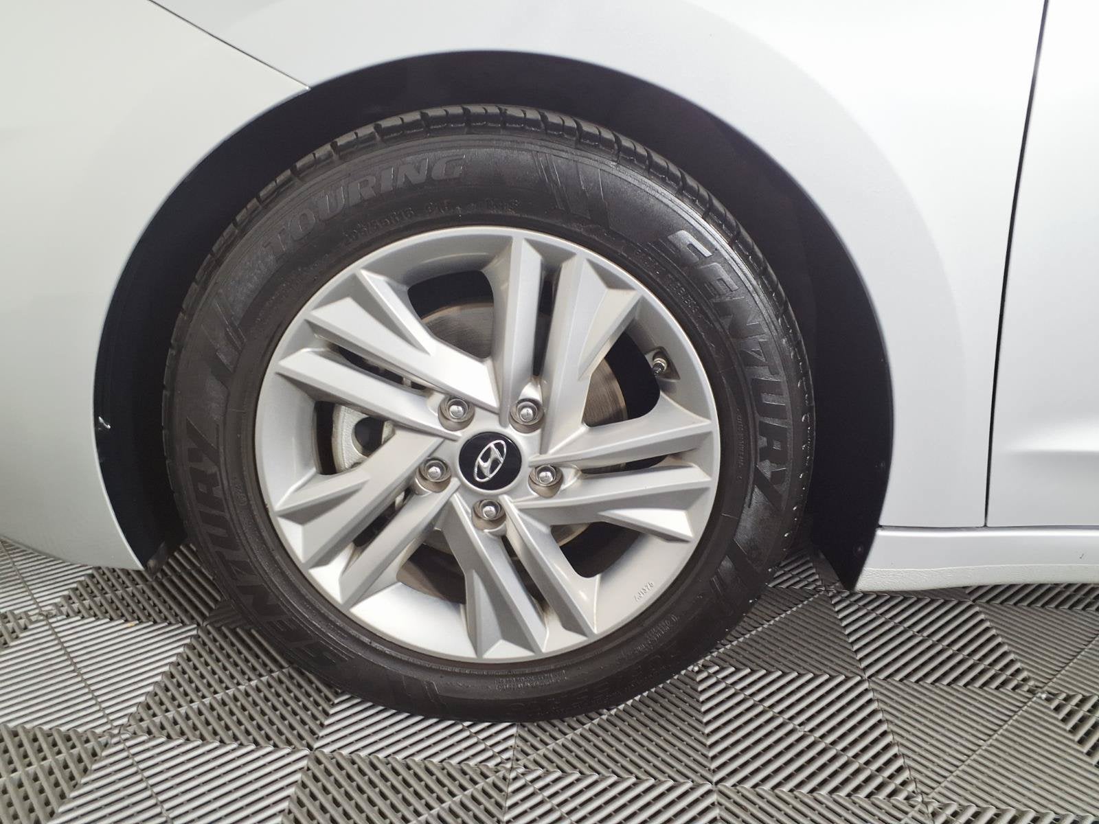 2019 Hyundai ELANTRA Value Edition