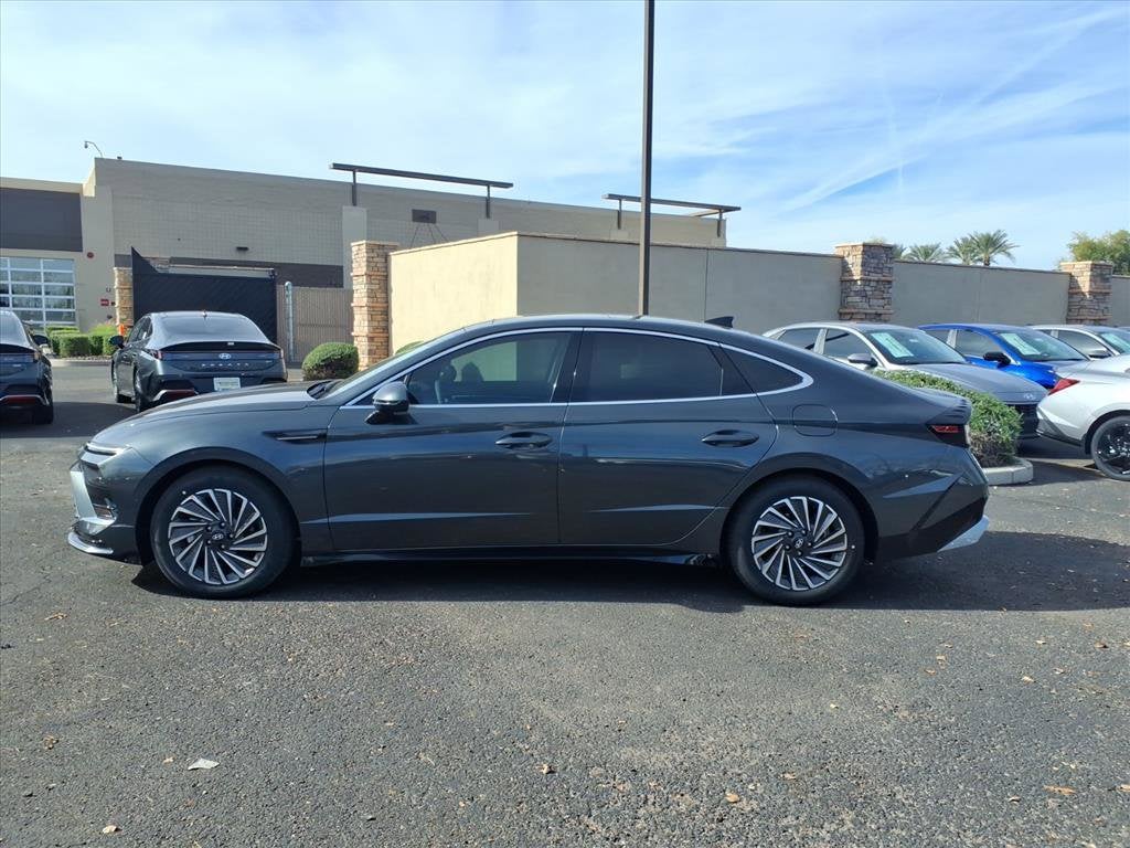2026 Hyundai SONATA HYBRID Limited