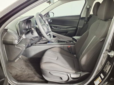 2023 Hyundai ELANTRA SE