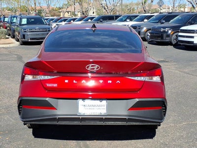 2026 Hyundai ELANTRA SE