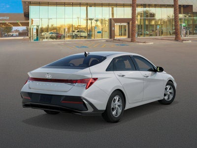 2026 Hyundai ELANTRA SE