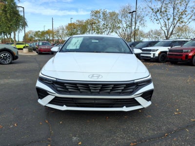 2026 Hyundai ELANTRA SE