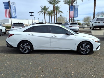 2025 Hyundai ELANTRA SEL Sport