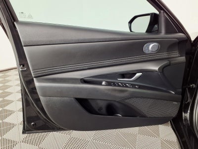 2023 Hyundai ELANTRA HYBRID Limited