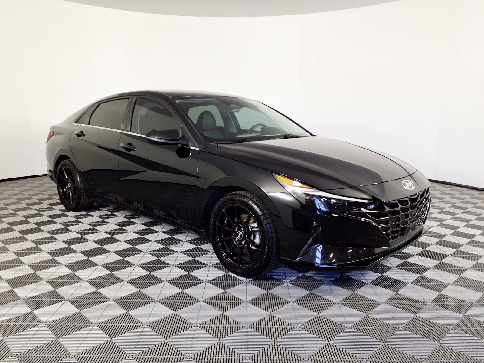 2023 Hyundai ELANTRA HYBRID Limited