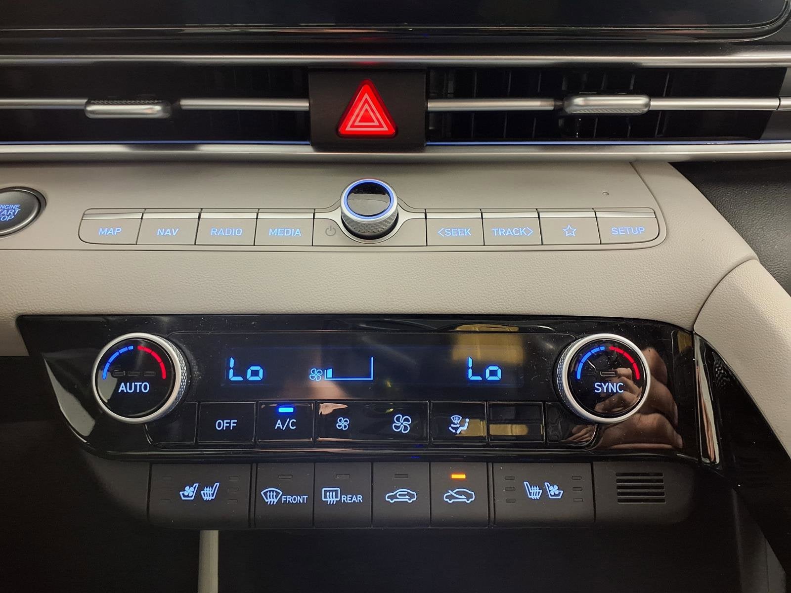 2024 Hyundai ELANTRA HYBRID Limited