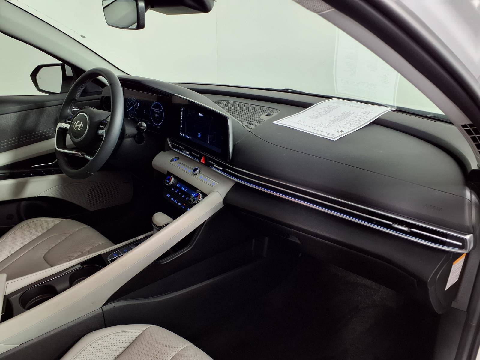 2024 Hyundai ELANTRA HYBRID Limited