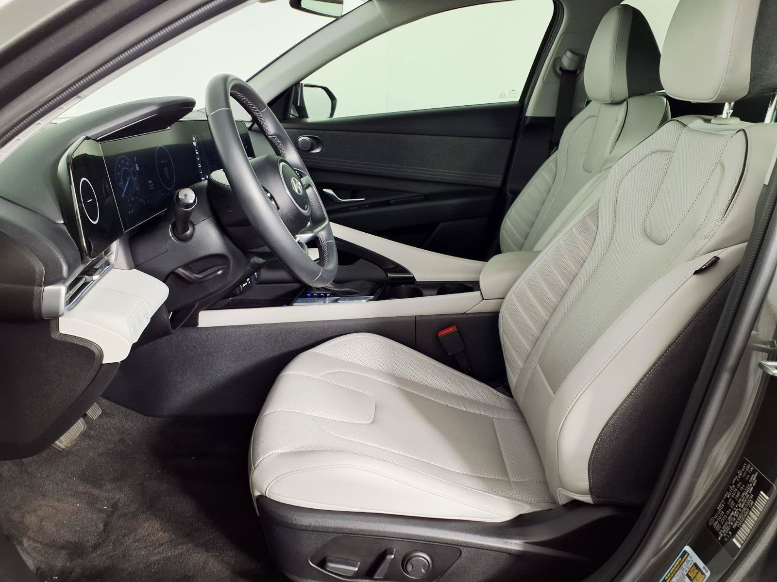 2024 Hyundai ELANTRA HYBRID Limited