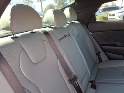 2025 Hyundai ELANTRA HYBRID Limited