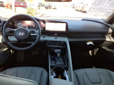 2025 Hyundai ELANTRA HYBRID Limited
