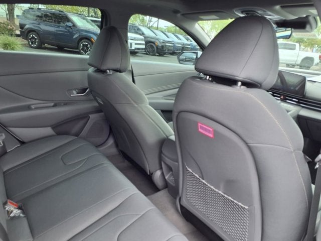 2025 Hyundai ELANTRA SEL Convenience