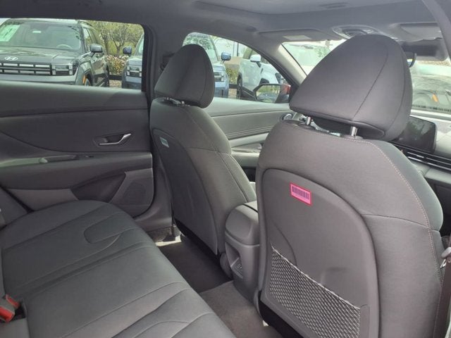 2025 Hyundai ELANTRA SEL Convenience