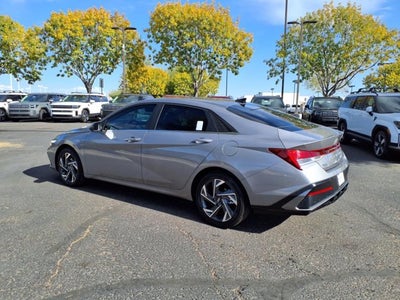 2025 Hyundai ELANTRA SEL Convenience