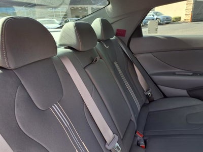 2025 Hyundai ELANTRA SEL Convenience