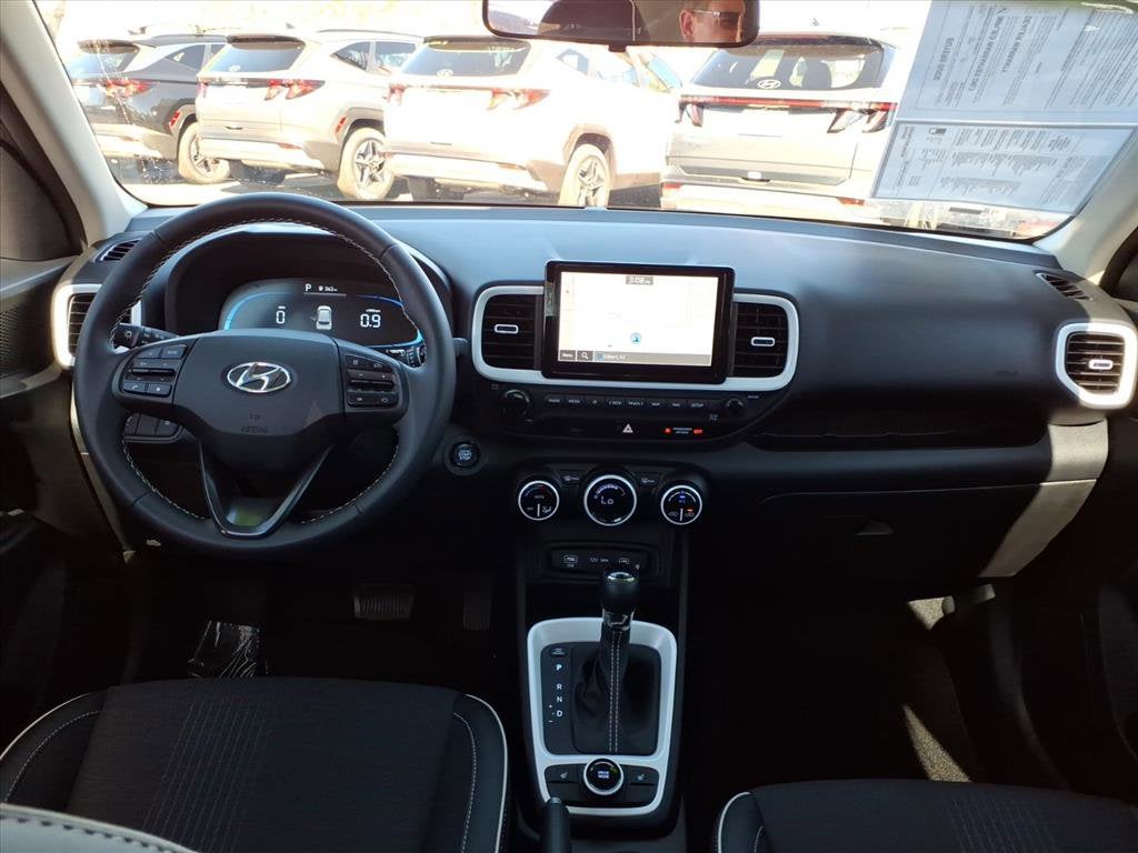 2025 Hyundai VENUE Limited