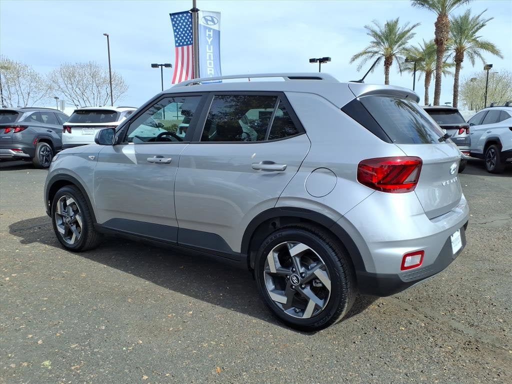 2025 Hyundai VENUE SEL