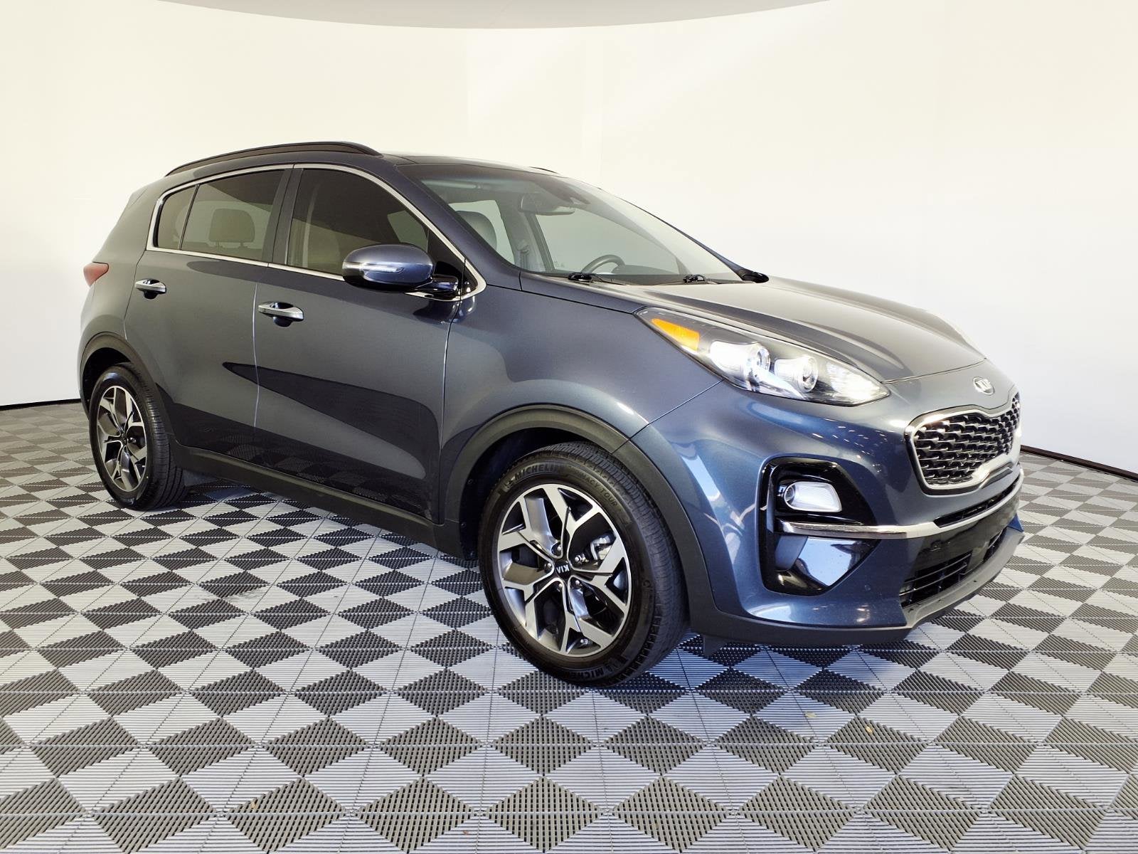 2020 Kia Sportage EX