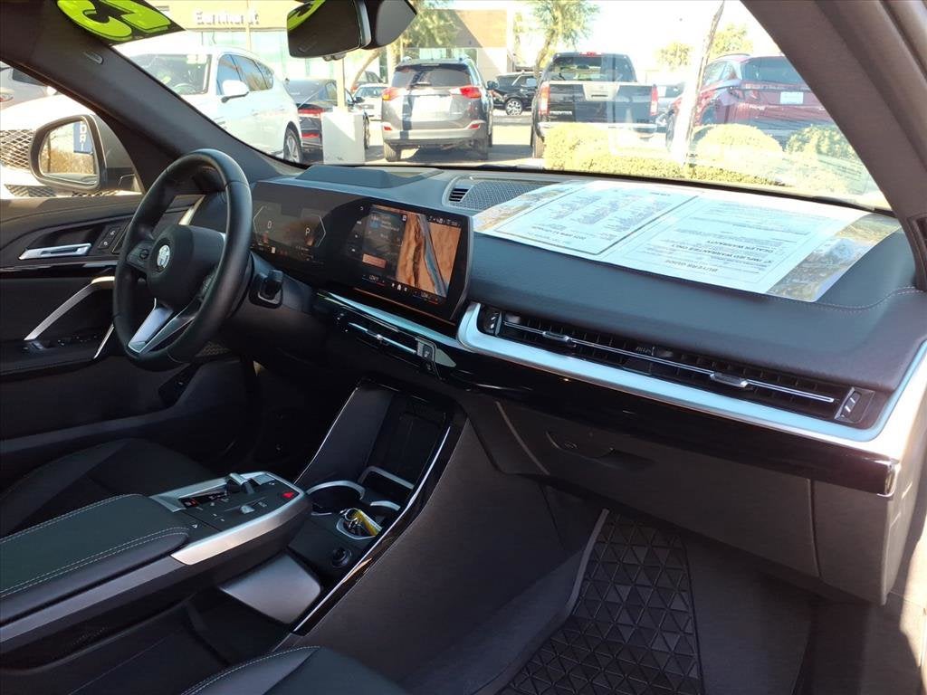 2025 BMW X2 xDrive28i