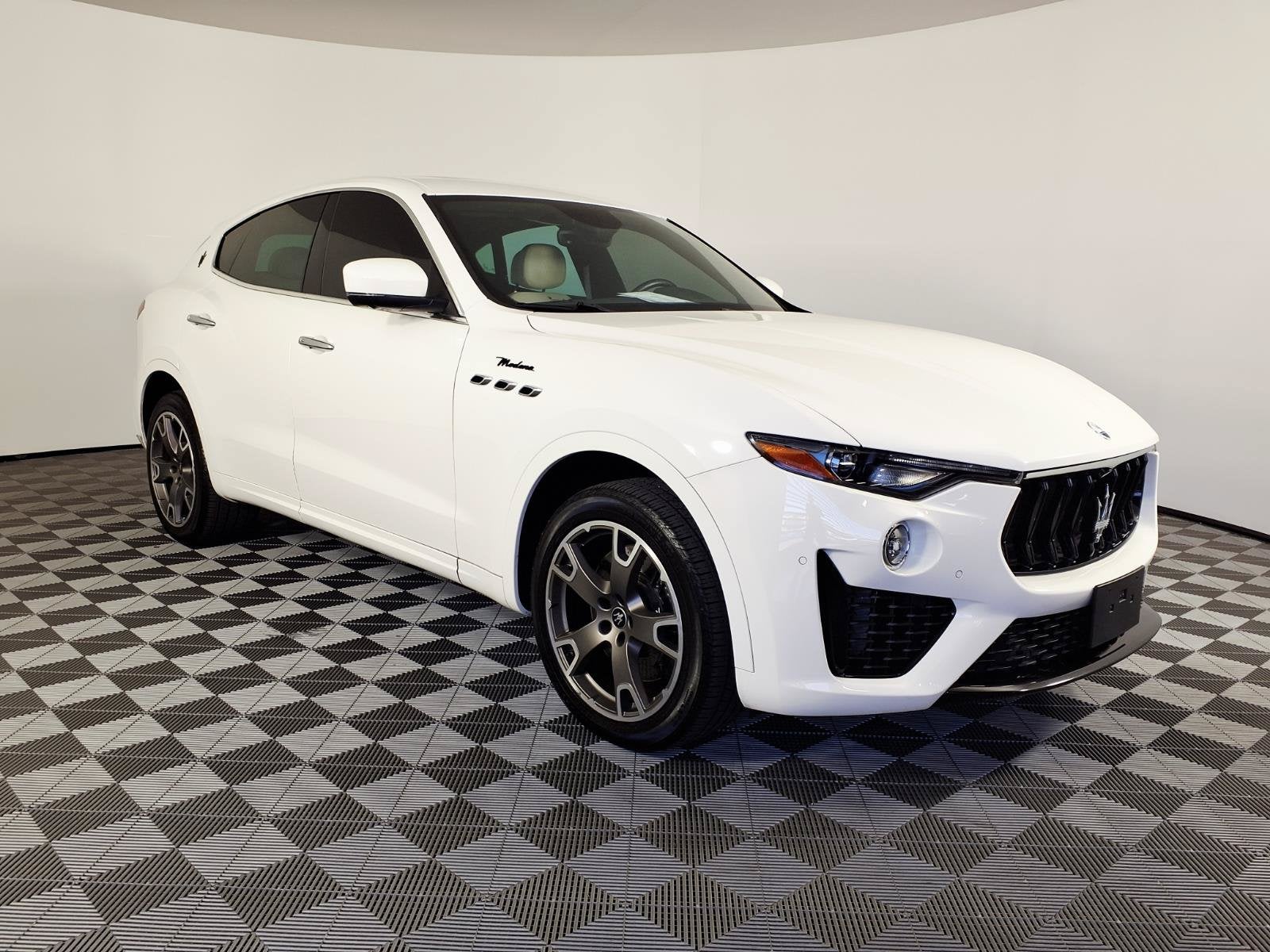 2022 Maserati Levante Modena