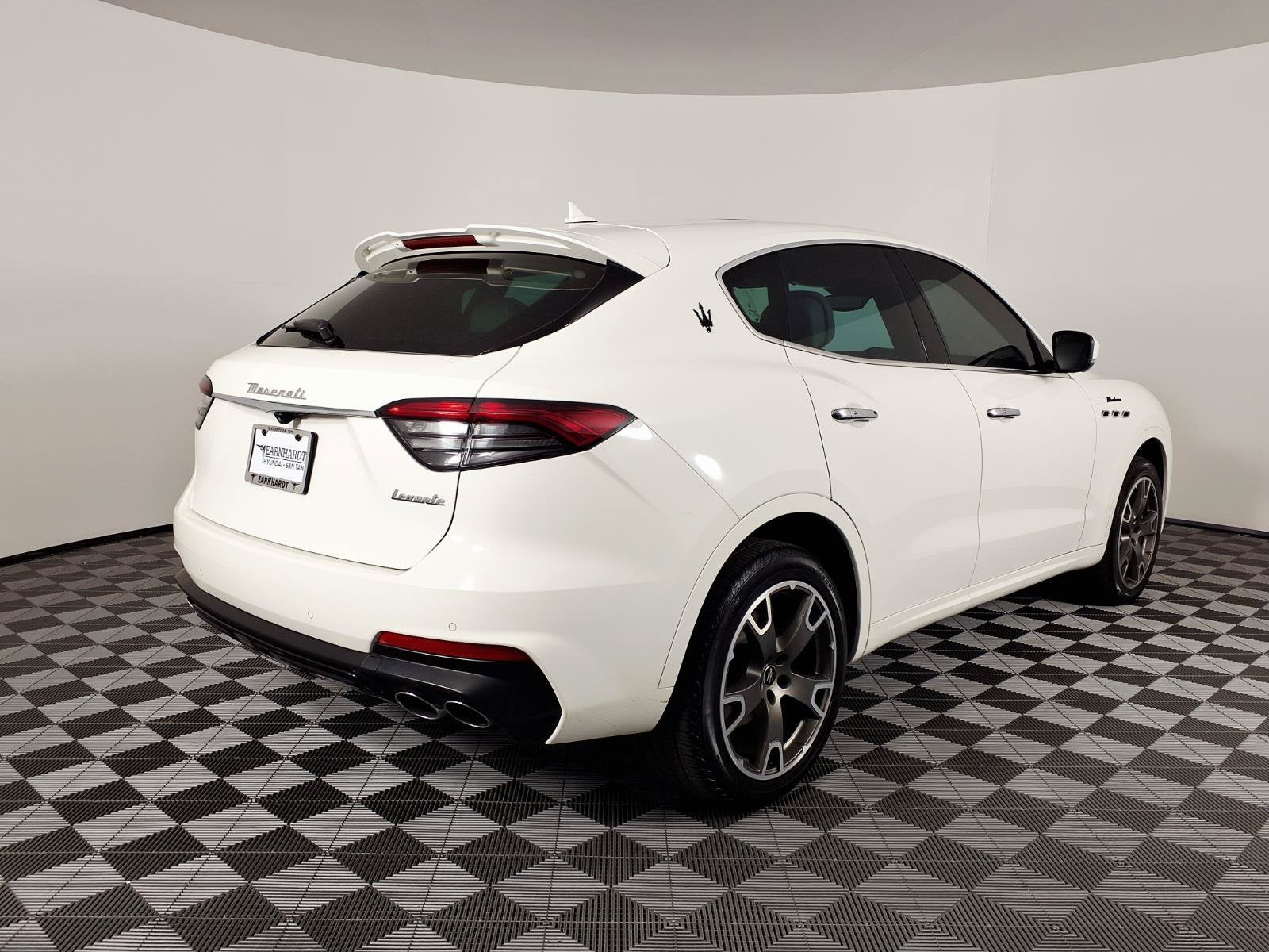 2022 Maserati Levante Modena