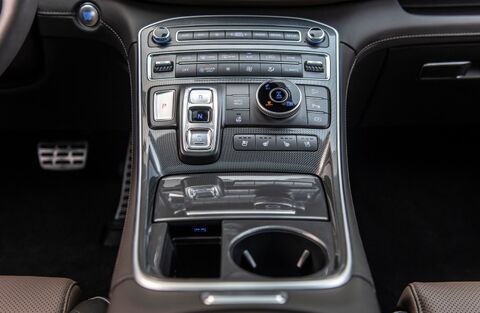 Earnhardt Hyundai San Tan in Gilbert AZ