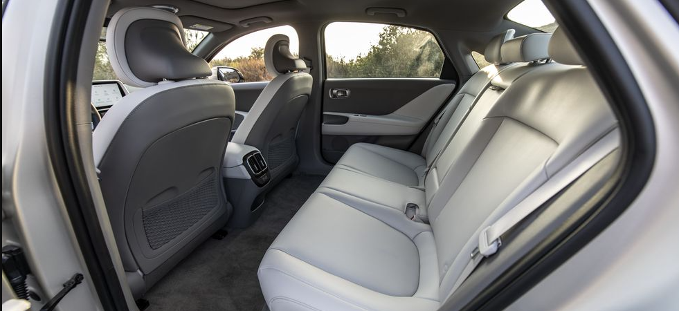 Image of the interior cabin of the Hyundai Ioniq 6