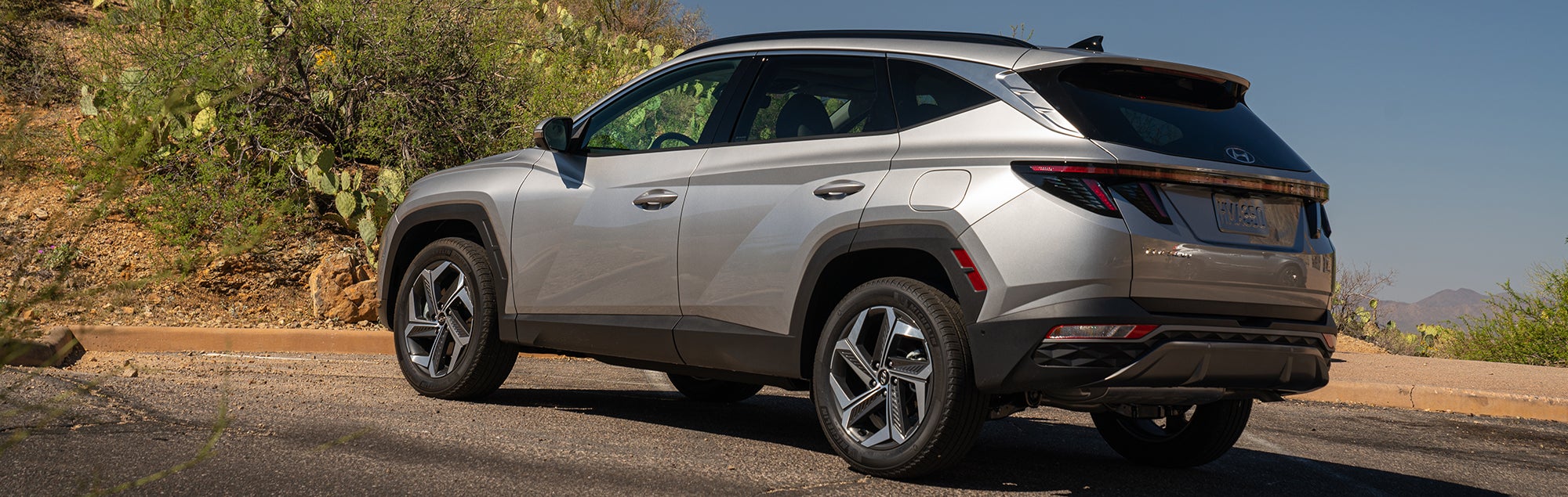 Rear view of the 2023 Hyundai Tucson Hybrid
