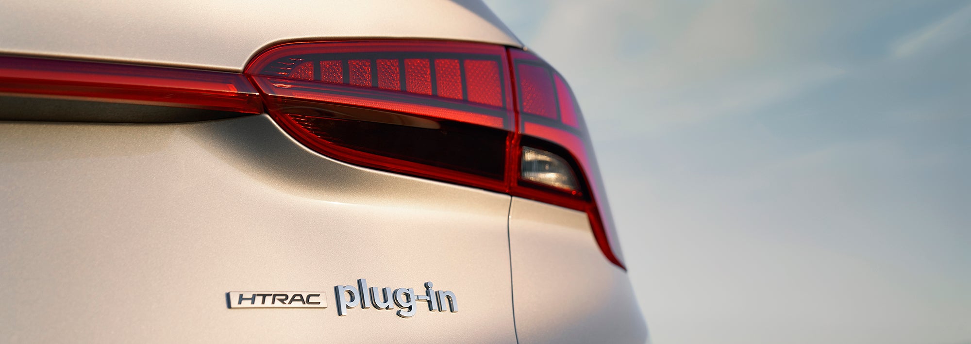 Image of the back of the 2023 Hyundai Santa Fe PHEV